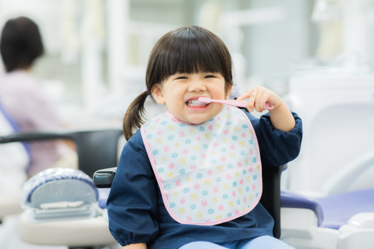 小児歯科は何歳から何歳まで通っていいの？